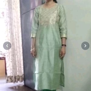 Varanga Kurtis