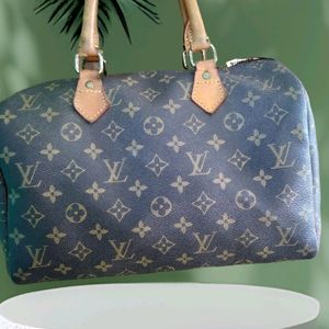 💙CLEARENCE SALE 💙Louis Vuitton Speed 30