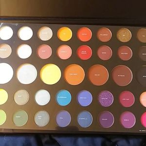 Morphe The James Charles Artistry Palette