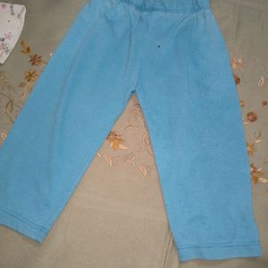 4 Cotton Bottoms And 1 Woolen Clothing Set For 6-9