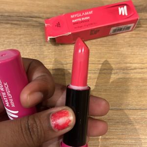 Myglamm Bold In Ibiza  Lipstick