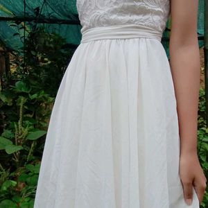 White 🦢 Dress