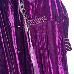 Pakistani Velvet Suit