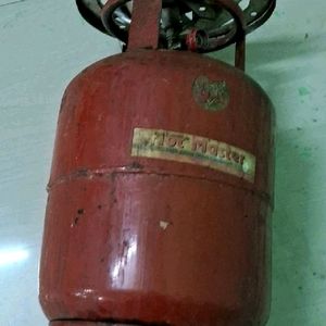 Small Cylinder With Gas Filled