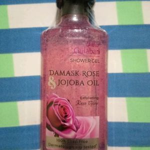 🎉FREE🎉 Dabur Gulabari Shower Gel with Fiama Set