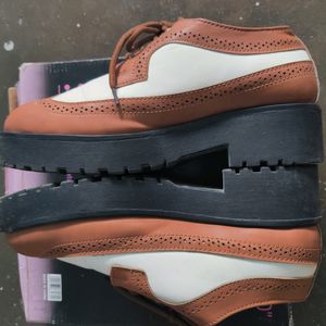 Roadster Brown&White Colourblocked Platform Derbys