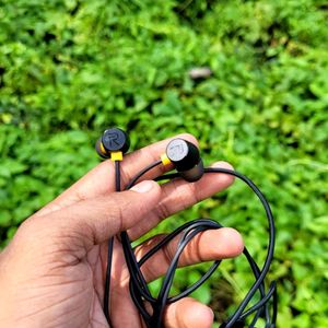 Realme Buds 2 High BASS 13mm Drivers Black Colour