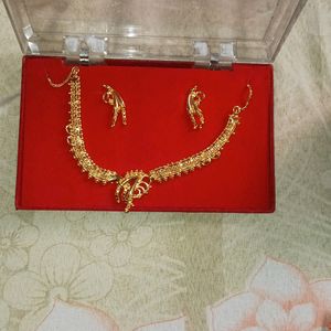 Gold Plated Artifisial Neckless