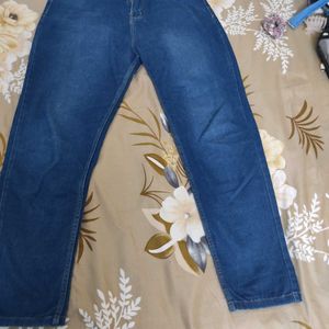 Stretchable Skinny Jeans