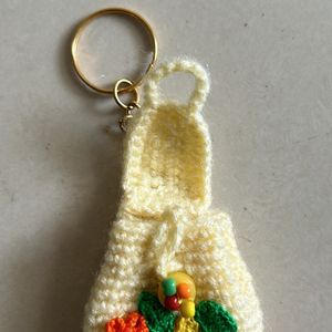 wollen back pack key ring