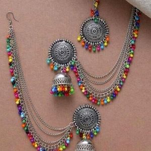 Earrings And Mangteeka Set