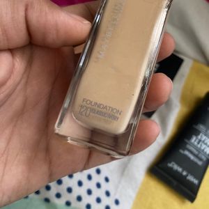 Maybelline Super Stay  Foundation