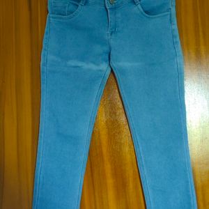 Soft Stechible Jeans