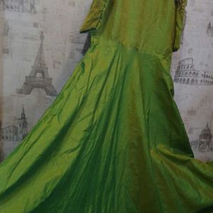 Very  Beautiful  Gown