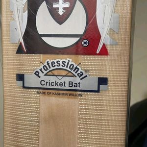 Fenta Cricket Bat ( New )