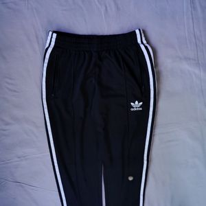 Adidas black trouser with beautiful logo