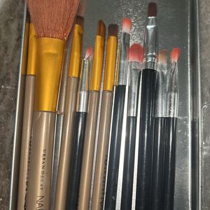 17 Makeup Brushes Low Price