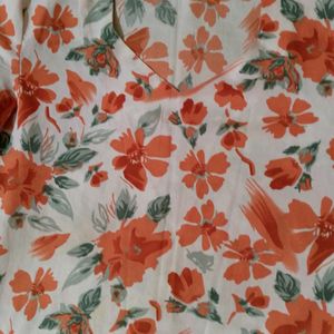 Woman's Floral Print Kurta