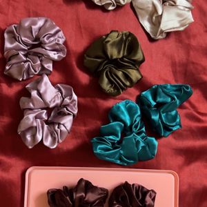 9 Scrunchies in 5 Colour Options