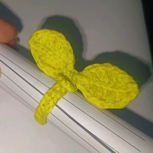 Crochet Leaf Sprout Tie