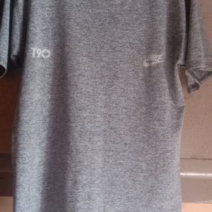 Nike Grey T-shirt