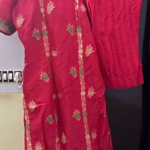 Red Pant Suit Without Dupatta