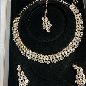 Necklace Set