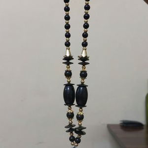 Trendy Black Beads Necklace With Earrings