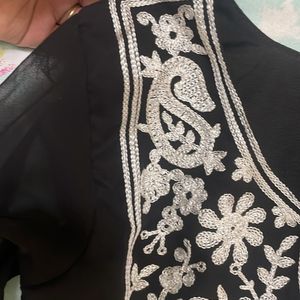 Beautiful Embroidered Kurti