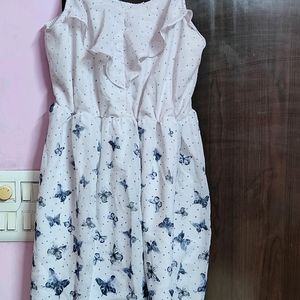 Comfortable Printed White Sleeveless Dress