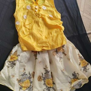 NEW Top And Skirt Yellow