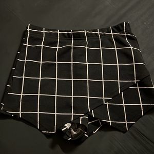 Cute Cheq Mini Skirt