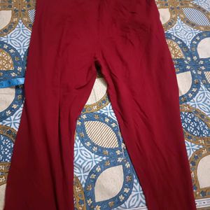 Maroon Capri In 32 Waist Knee Length