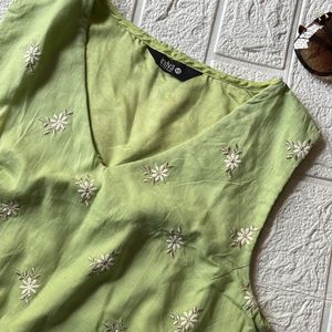 Cute pastel green v neck blouse