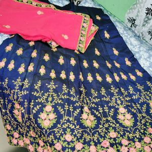 Unstitched Blouse With Pink Colour Dupatta And Va