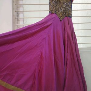 This Dress Suitable For Festive And Wedding ...