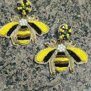 Honey Bee Beaded Earring