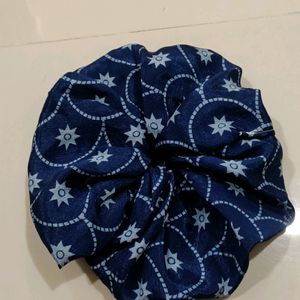 Blue Design Scrunchie (1PC)