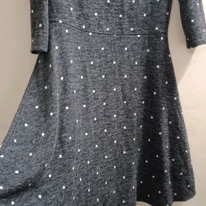 Very Smart Woolen Midi Dress For M Size