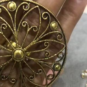 Oversized Ring Golden Polish