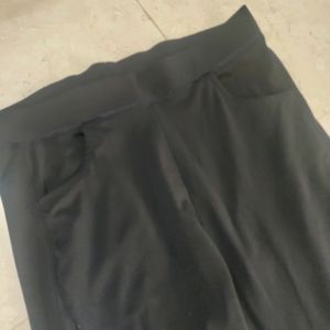 Female Pant In A Best Condition