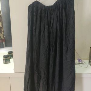 Black Slit Wide Skirt