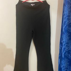 Black flared pant by ginger