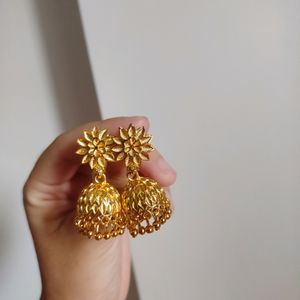 Golden Jhumka