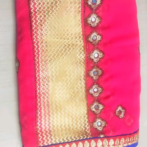 Best Saree For Women's