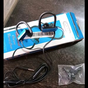 Brand New Clavier Unused Wired Earphone