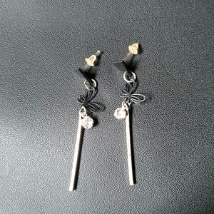 MODERN EARRINGS