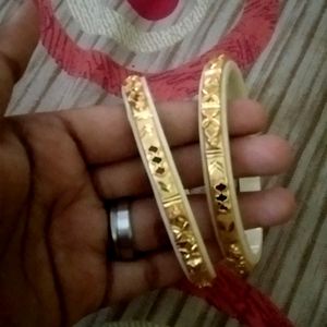 Pair Of Beautiful Bangles