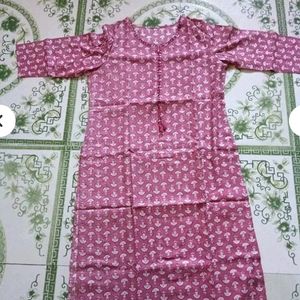 Beautiful Floral Printed Pink Cooton Kurti