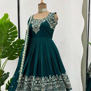 Mehendi Special Lehenga 💓